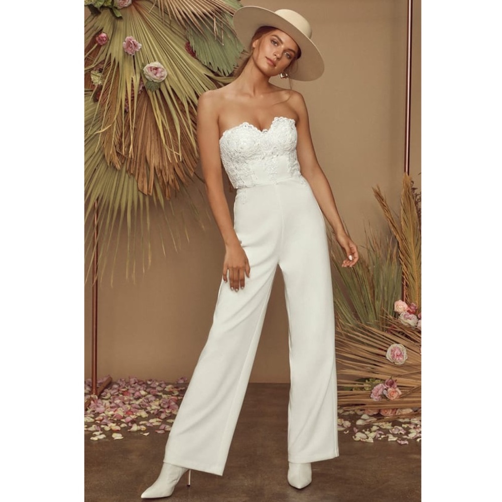 NWT Lulus White Lace Strapless Jumpsuit